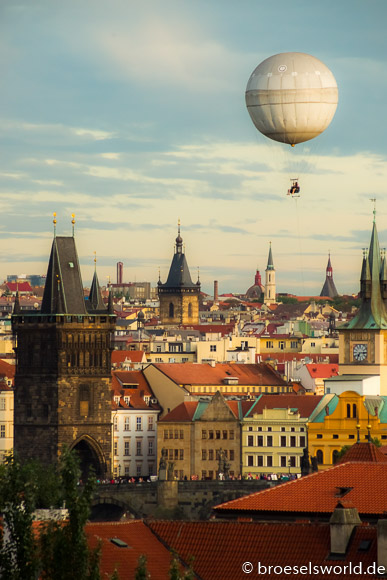 Ballon ber der Altstaadt von Prag, Tschechien